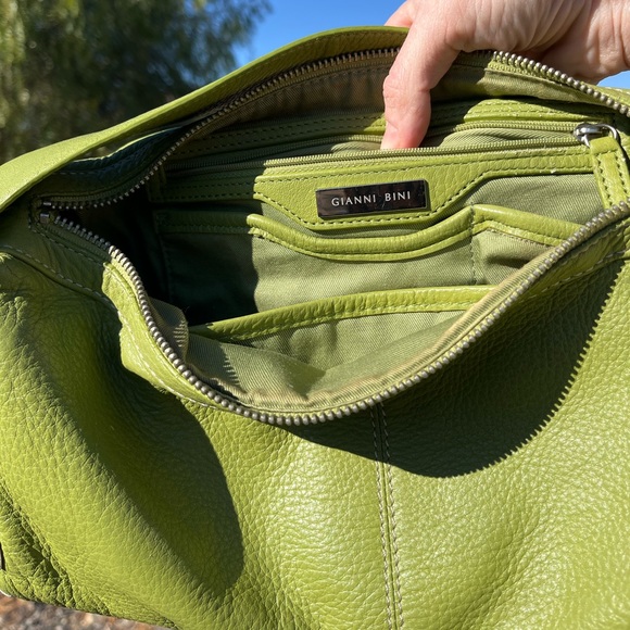 Gianni Bini Purse - Picture 7 of 9